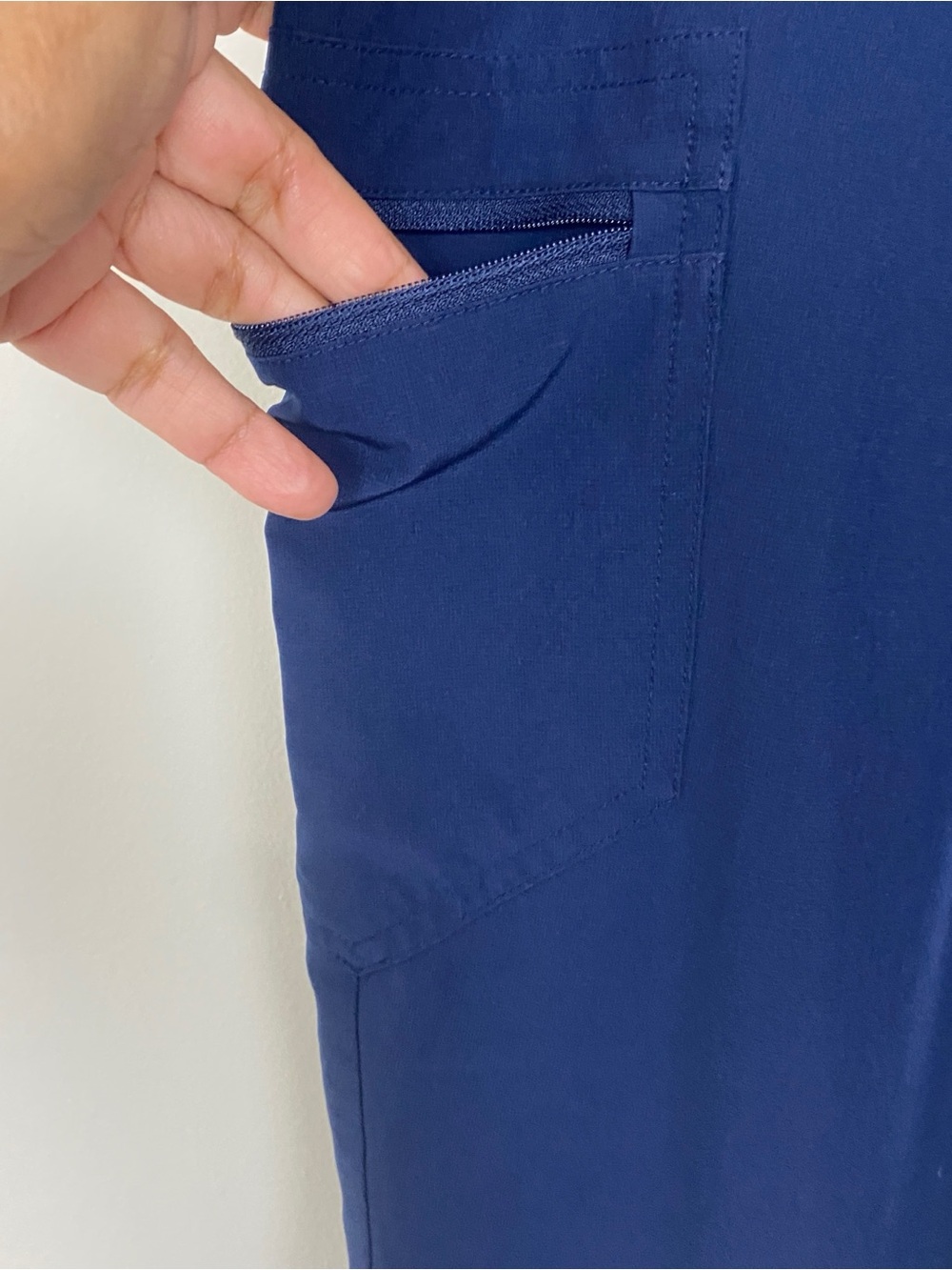 FIGS Technical Collection Navy Blue Zamora Jogger Scrub Pants XL Tall - Picture 2 of 9